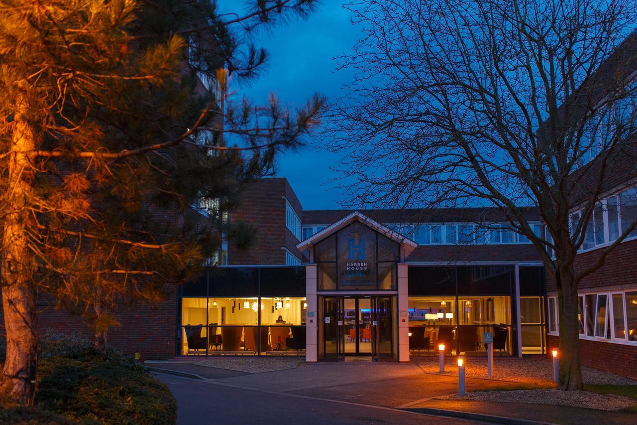 Harben House Hotel Newport Pagnell Exterior photo